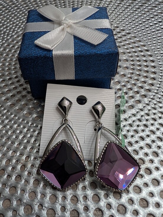 Shop Lc Jewelry - Purple Amethyst Earrings 🌷